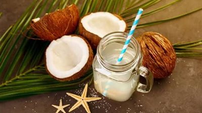 فوائد مذهلة تجهلينها عند تناول كوب من ماء جوز الهند يوميًا