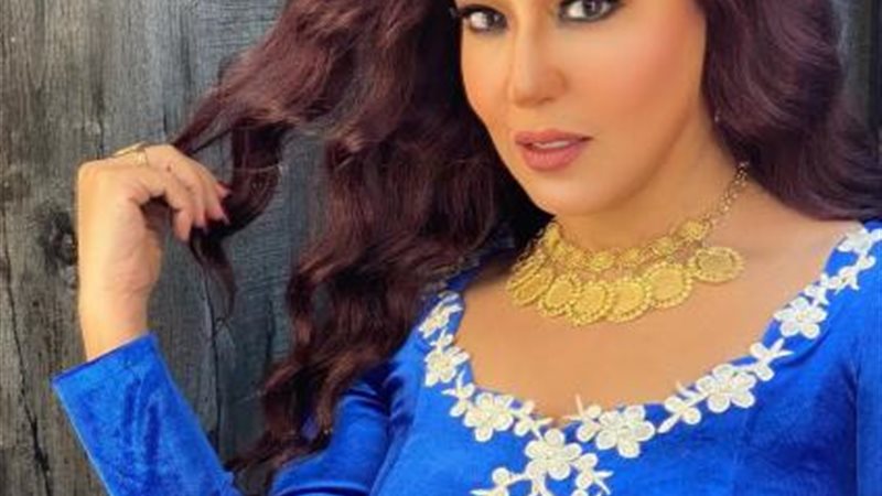 سمية الخشاب