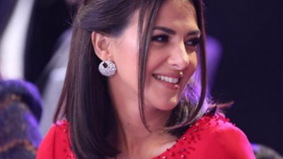 دنيا سمير غانم تستعيد ذكريات طفولتها مع هذه الصورة