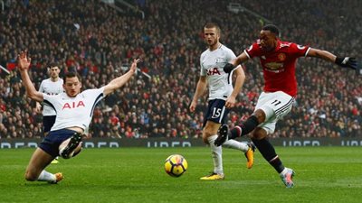 الليلة.. الموجز يذيع قمة ” النار” بين مانشستر يونايتد وتوتنهام