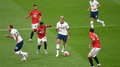 مانشستر يونايتد يحقق تعادلا ثمينا مع  توتنهام فى ”البريميرليج”