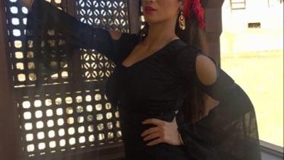 غادة طلعت لـ ”الموجز”: سعيدة بإشادة سامح الزهار عالم الآثار بالست ”ثريا” في ”الفتوة”