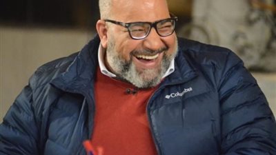 بيومي فؤاد يبدأ تصوير المسلسل الكوميدي ”الجار للجار” بالإمارات