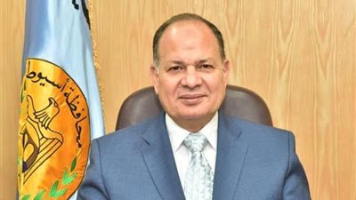 محافظ أسيوط: الانتهاء من تجهيز 4200 مسجدا لصلاة عيد الأضحى على مستوى مراكز المحافظة