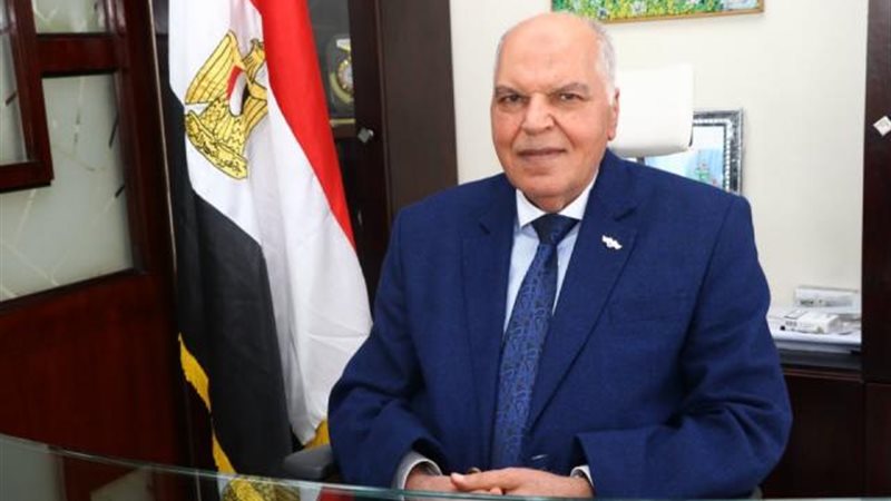 خلف الزناتي نقيب