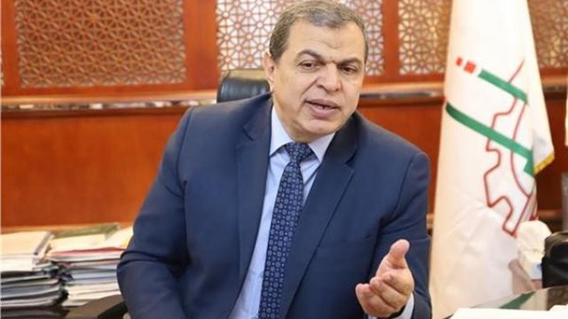وزير القوي العاملة
