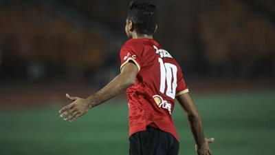 مفاجأة.. محمد شريف  يعلن التوقيع للزمالك