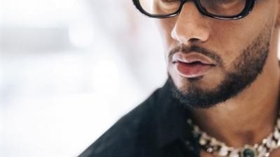 محمد رمضان يكشف عن صور جديدة من طائرته الخاصة