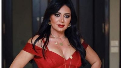 رانيا يوسف: تربيتى مكنتش دينية واللى هيلعب بالكلام يتحاكم