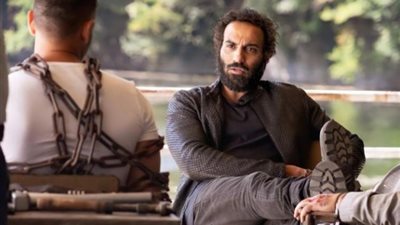 أحمد فهمي يستطلع رأي الجمهور حول فيلم ”العارف”: مستني رأيكم