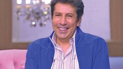 مسرحية ”أبو العربي” تجبر هاني رمزي على ترك الساحل الشمالي.. اعرف الحكاية