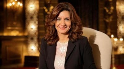 «الهجرة» تُعلن بدء تحرك 800 من المصريين العالقين بالسودان للعودة إلى مصر