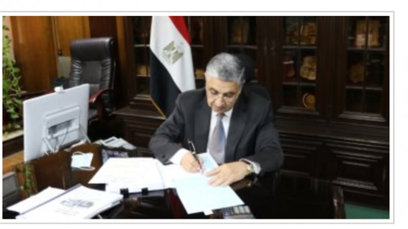 وزير الكهرباء