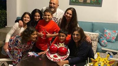صورة.. هالة صدقي تحتفل بعيد ميلادها بصحبة عائلتها