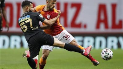 الرباط الصليبي يحرم لايبزج  من مدافعه ساراتشي لعدة أشهر