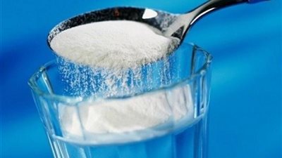 عاجل.. خبراء أوبئة يؤكدون أن الغرغرة بالماء والملح تعالج ”فيروس كورونا”