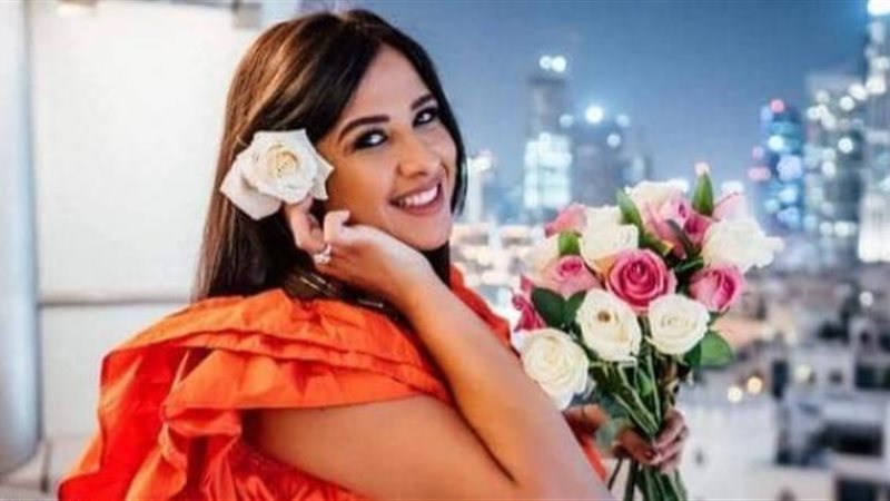 ياسمين عبد العزيز