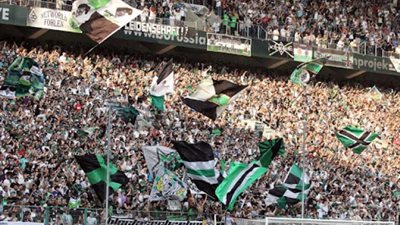 بوروسيا مونشنجلادباخ يعلن حضور الجماهير أمام بايرن ميونخ في افتتاح الدوري الألماني