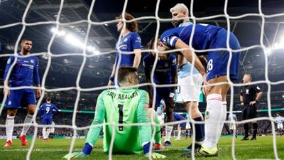 ”نادي الخفافيش” يخطط لخطف أغلي حارس مرمي في العالم