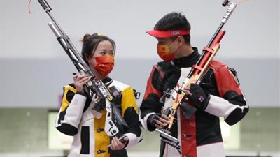 الصين تتوج بذهبية في الرماية ببندقية ضغط الهواء في أولمبياد طوكيو