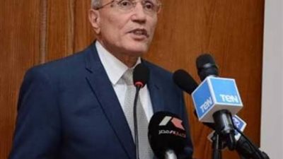 صدر قرار جمهوري بترقيته إلي رتبة الفريق.. تعرف علي السيرة الذاتية للواء محمد العصار