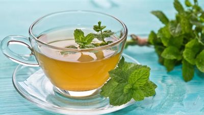 شاي النعناع.. الحل السحري لمشاكل الجهاز الهضمي