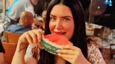 عبير صبري تمازح جمهورها بـ ”طبق بطيخ”: الحب الأبدي