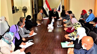 نيفين جامع: توفير العمالة الفنية الماهرة للصناعة المصرية ركيزة أساسية لتوطين التكنولوجيا الحديثة