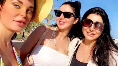 سوار النجار بإطلالة صيفية فى أحدث ظهور لها