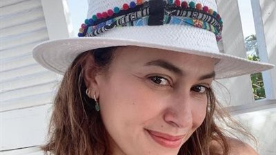 الجمال عدى الكلام.. هند صبرى بـ ”لوك” مميز فى إجازتها الصيفية