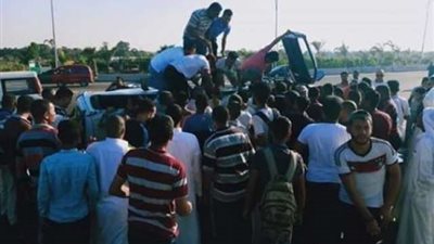 إصابة 22 شخصا فى حادث انقلاب أتوبيس على طريق ميت غمر - المنصورة