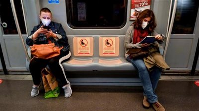 خبيرة  أوبئة يحذر من خطورة طول مدة العزل  والتباعد الاجتماعي