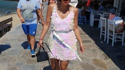 لقاء الخميسى تستعيد ذكرياتها في اليونان عبر إنستجرام