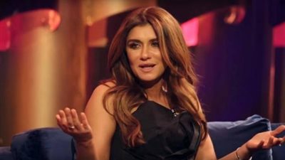 غادة عادل تواصل تصوير دورها في مسلسل ”الثمانية”