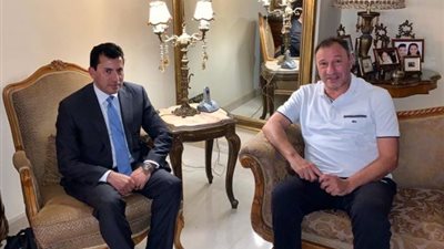 عاجل.. الأهلي يتراجع عن بلاغه ضد خالد الغندور