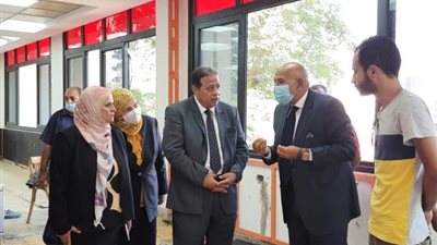 نائب رئيس جامعة عين شمس يتابع تطورات التجديدات الانشائية بكلية الآداب