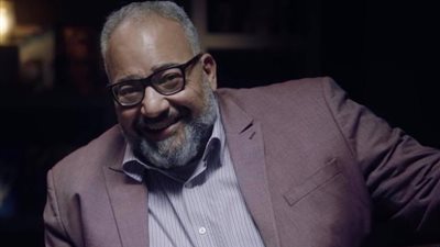 بيومى فؤاد يتعرض لأزمة صحية ويفقد الوعى.. اعرف الحكاية