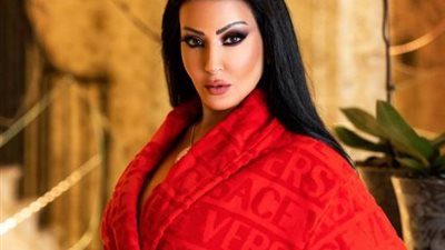 ملبن مصر.. سمية الخشاب تشعل مواقع التواصل الاجتماعى بإطلالة جريئة