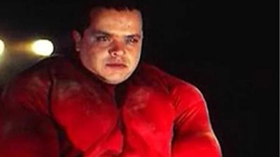 تصميم نجلة شريف عرفة.. محمد هنيدى يكشف  كواليس ارتدائه العضلات الصناعية بفيلم ”فول الصين العظيم”