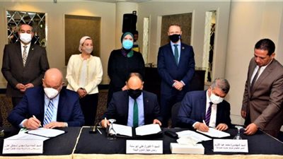 ياسمين فؤاد: دمج البعد البيئي فى الطيران المدني ضمن أولويات الدولة