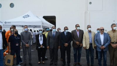 محافظ البحر الأحمر : وصول أول رحلة سياحيةعلى متنها 700 سائح سعودي