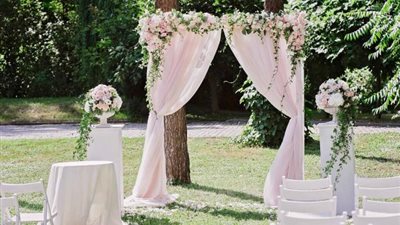 عاجل.. كورونا يقتل عريس بعد حفل زفافه.. ويصيب 100 من المعازيم