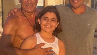 محمد لطفى برفقة الهضبة عمرو دياب فى الساحل الشمالى