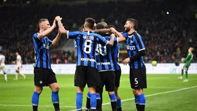 إنتر ميلان يتقدم على بريشيا بثلاثية في الشوط الأول