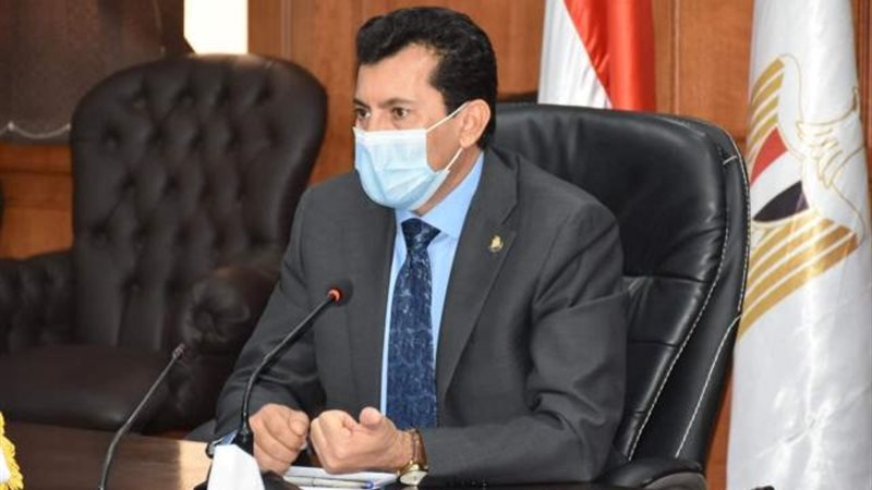 وزير الشباب والرياضة