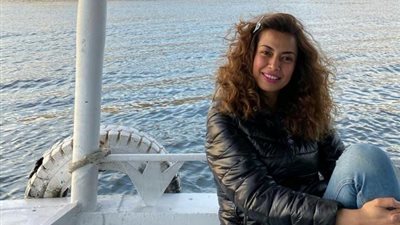 ”بصورة من أسوان”.. داليا مصطفى تدعم السياحة المصرية
