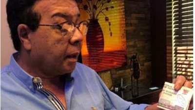 أحمد آدم ينضم لأبطال فيلم  200 جنيه