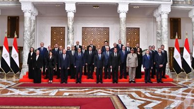 استقالات بالجملة لـ الوزراء الجدد من شركات القطاع الخاص والسر في «تضارب المصالح»