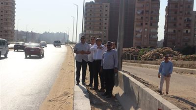 محافظ القليوبية يقوم بجولة بمدينة بنها لمتابعة المشروعات واستغلال أصول الدولة