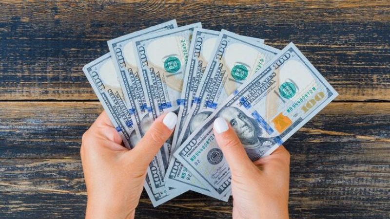 سعر الدولار اليوم